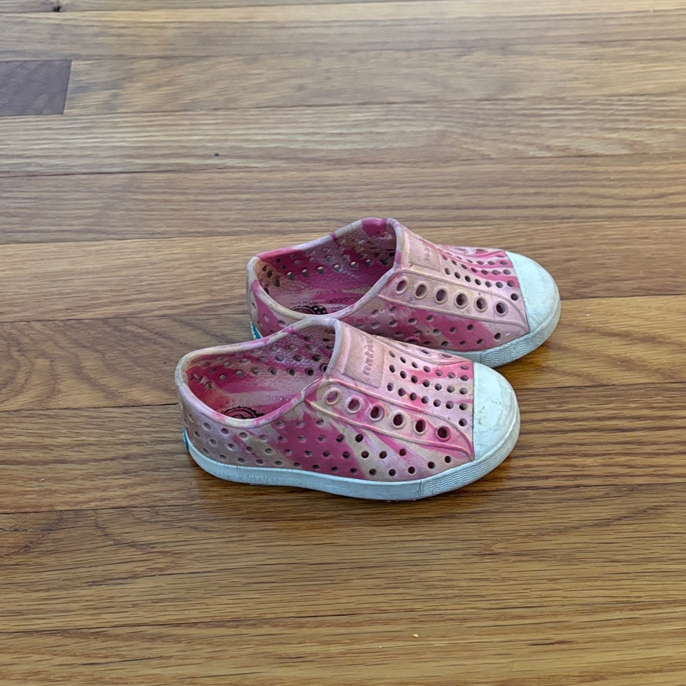 Native Kids Pink and White Slip-On Shoes